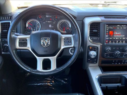 Used 2018 RAM 1500 Laramie w/ Convenience Group image 6