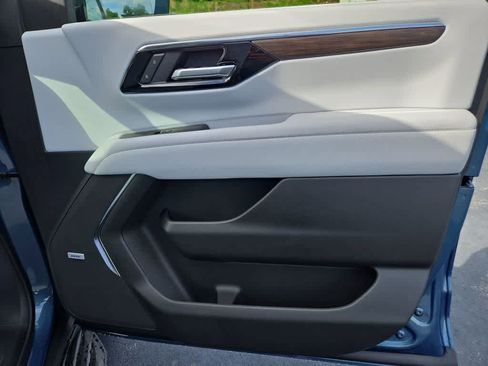 New 2025 Chevrolet Tahoe Premier image 51