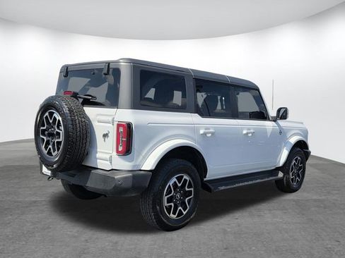 Used 2025 Ford Bronco Outer Banks image 4