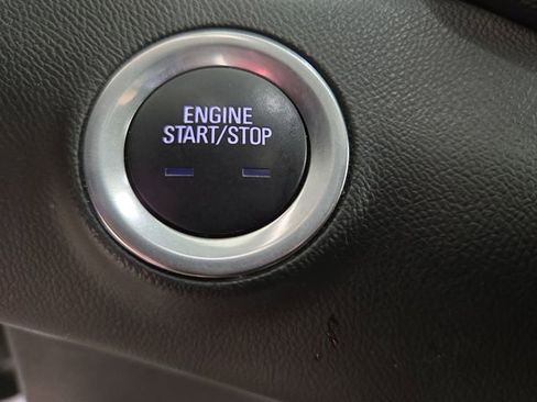 Used 2024 GMC Terrain SLE AWD/4WD image 25