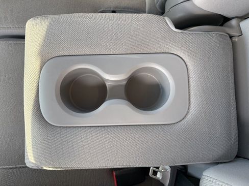 Used 2017 Honda Pilot EX image 16