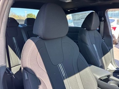 New 2026 Hyundai Elantra SEL Sport Premium FWD image 23