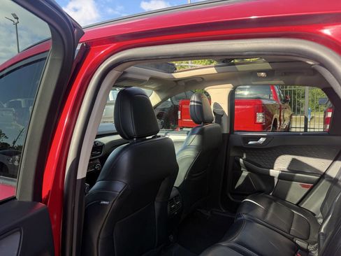 Used 2020 Ford Escape SE Sport AWD/4WD image 12