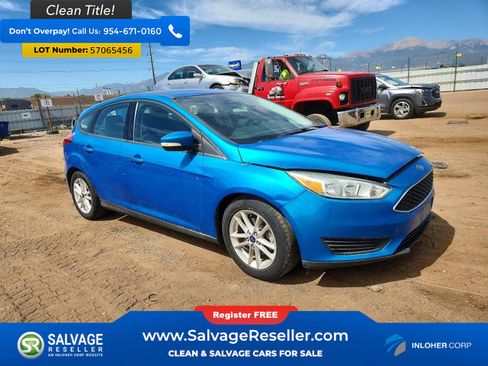 Used 2016 Ford Focus SE w/ SE Cold Weather Package FWD image 5