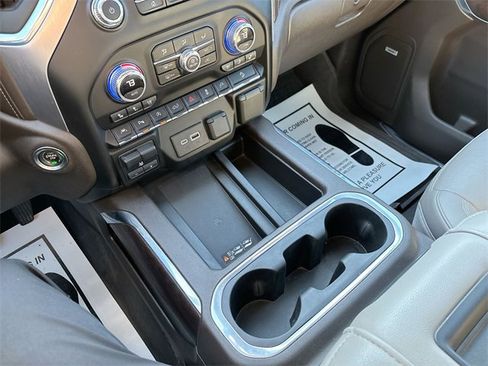 Used 2021 GMC Sierra 1500 SLT w/ SLT Premium Plus Package image 28