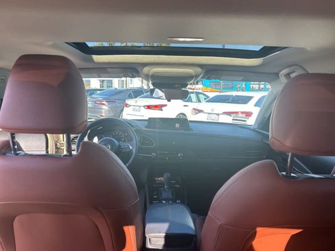 Used 2024 MAZDA CX-30 Carbon image 32