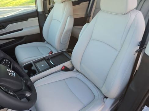 New 2026 Honda Odyssey EX-L image 15