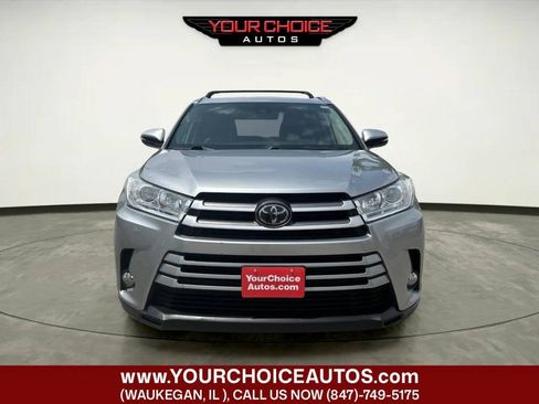Used 2019 Toyota Highlander XLE AWD/4WD image 8