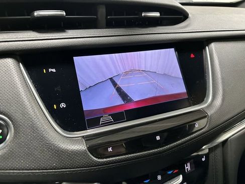 Used 2020 Cadillac XT5 Premium Luxury image 12