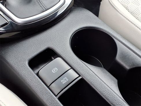 Used 2022 Kia Seltos SX w/ Sunroof Package image 13