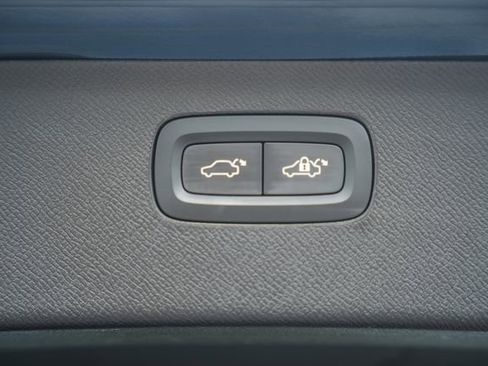 Used 2023 Volvo XC90 B6 Plus w/ Protection Package AWD/4WD image 11