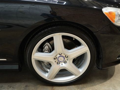 Used 2011 Mercedes-Benz CL 550 4MATIC w/ Sport Pkg Plus One image 61