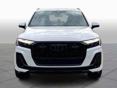 New 2025 Audi Q7 3.0T Prestige image 3