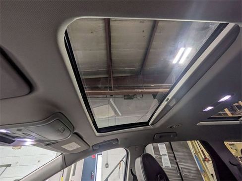 Certified 2019 Buick Enclave Avenir w/ Trailering Package, 5000 lbs. image 13