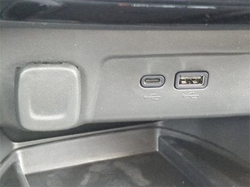 New 2026 Chevrolet Trax LT w/ Sunroof Package image 22