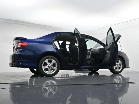 Used 2013 Toyota Corolla S FWD image 42