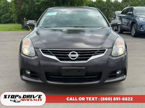 Used 2010 Nissan Altima 2.5 S w/ Premium Pkg FWD image 8