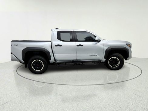 Used 2024 Toyota Tacoma TRD Off-Road w/ TRD Off Road Upgrade Package AWD/4WD image 7