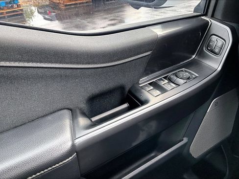 Used 2025 Ford F150 Lariat AWD/4WD image 37
