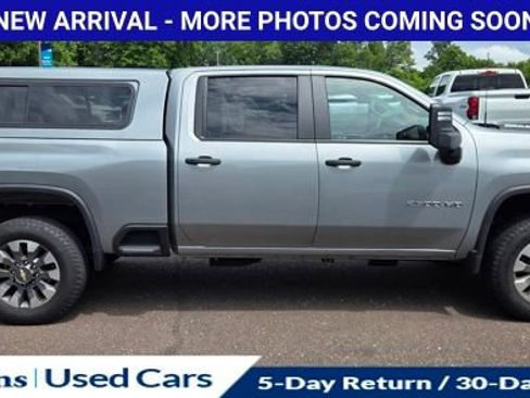 Used 2025 Chevrolet Silverado 2500 Custom w/ Custom Convenience Package AWD/4WD image 12
