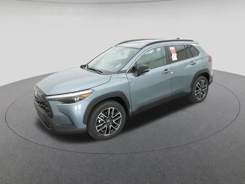 New 2026 Toyota Corolla Cross XLE w/ Convenience Package FWD image 1
