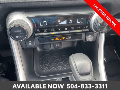 Certified 2025 Toyota RAV4 XLE FWD image 33