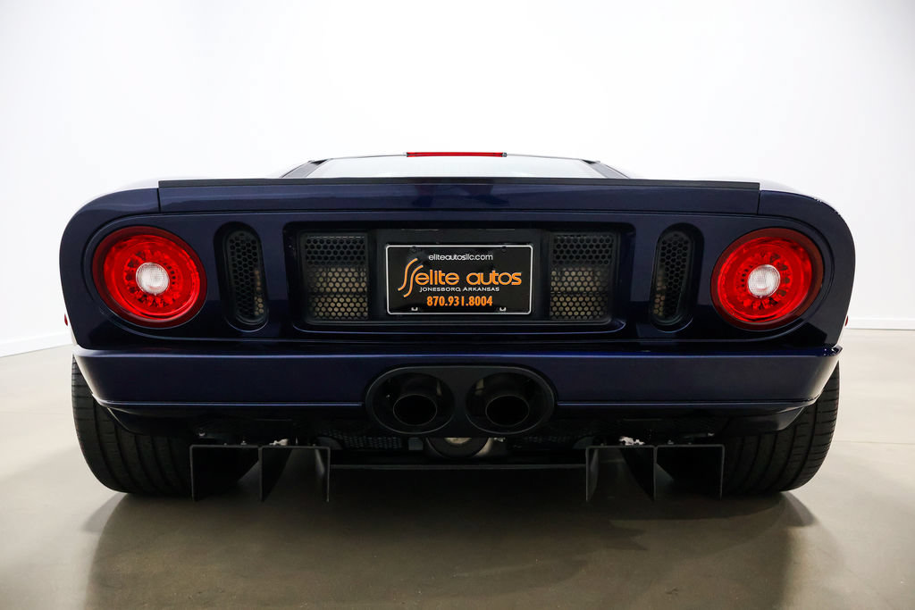 Used 2005 Ford GT RWD image 54