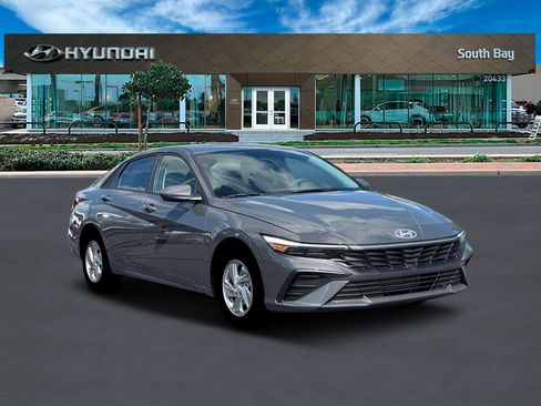 New 2026 Hyundai Elantra SE image 11