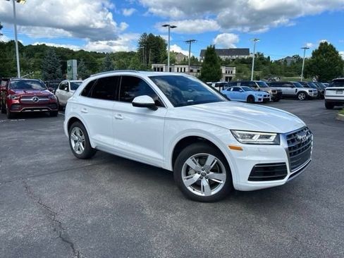 Used 2019 Audi Q5 2.0T Premium Plus w/ Premium Plus Package AWD/4WD image 1