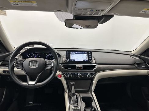 Used 2018 Honda Accord Touring image 23