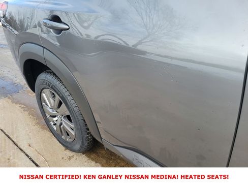 Certified 2025 Nissan Pathfinder SV image 14