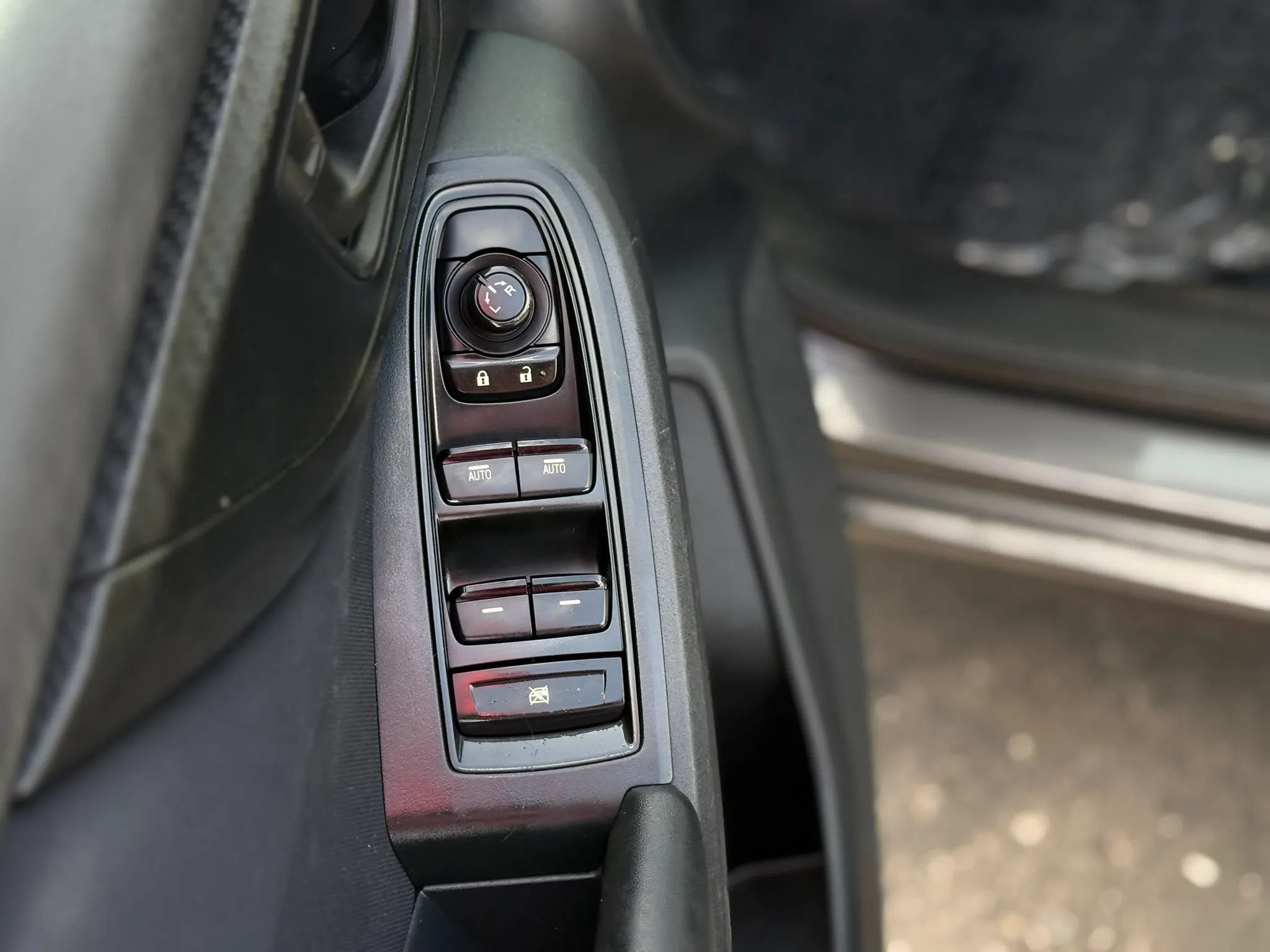 Used 2018 Subaru Impreza 2.0i AWD/4WD image 21