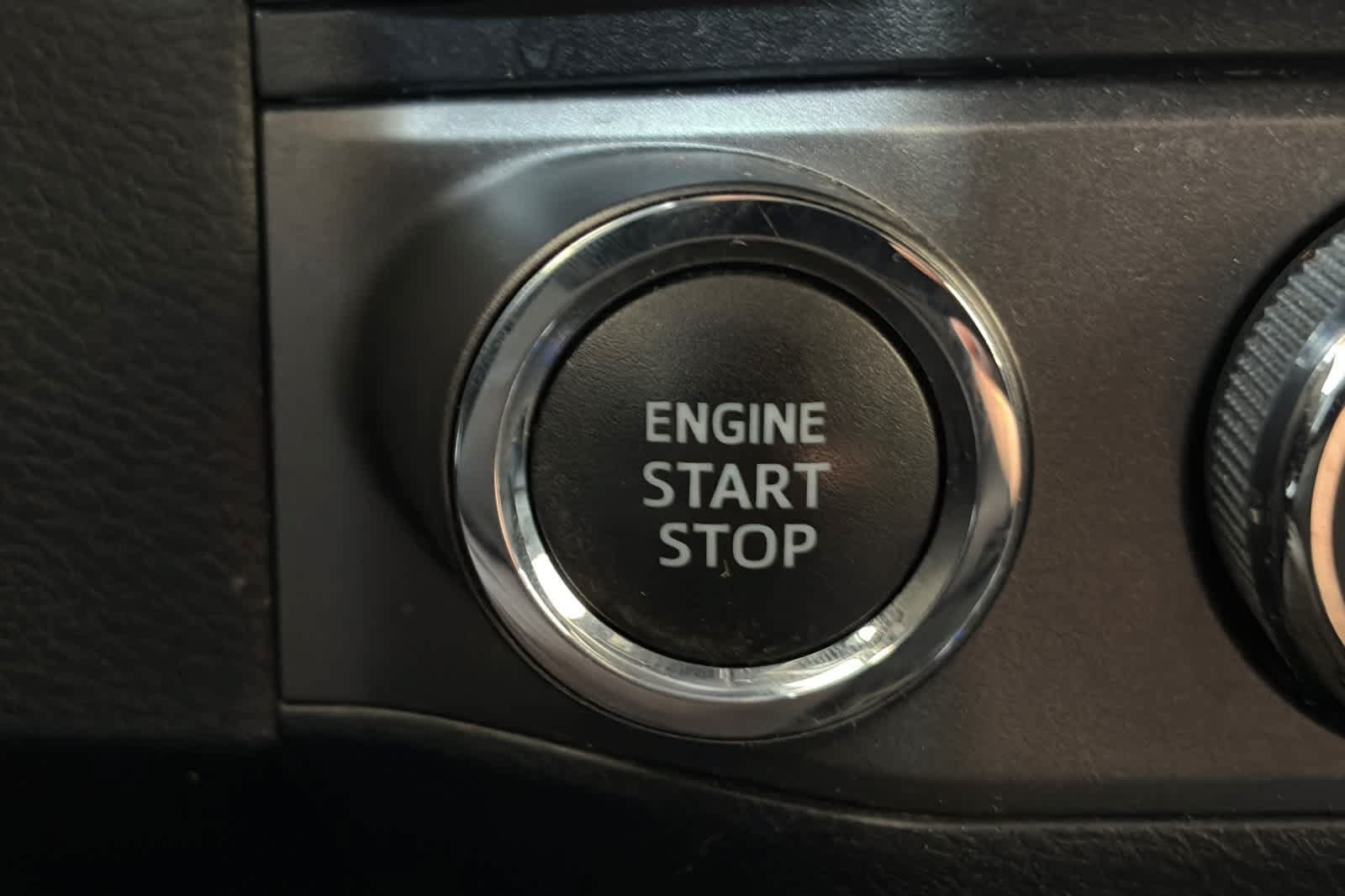 Used 2020 Toyota Tacoma TRD Sport w/ Technology Package AWD/4WD image 22