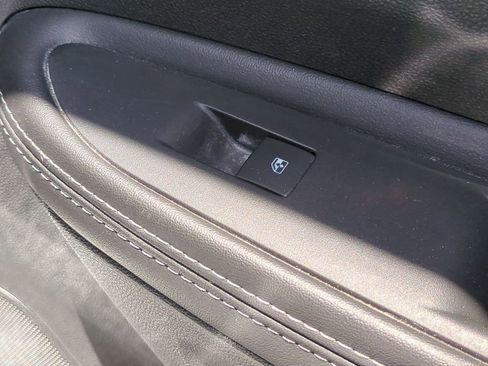 Used 2021 Buick Encore Preferred w/ Safety Package image 33