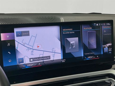 Used 2024 BMW 330i xDrive Sedan w/ Premium Package image 14