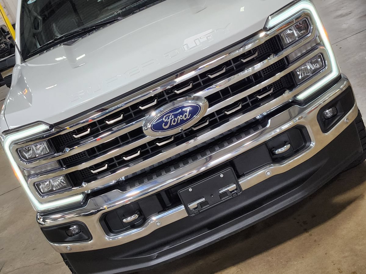 Used 2023 Ford F250 King Ranch w/ Chrome Package AWD/4WD image 19