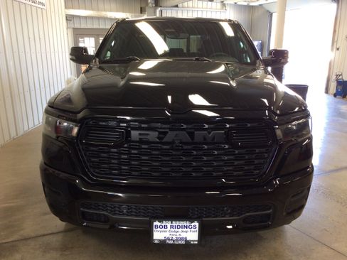 New 2025 RAM 1500 Big Horn AWD/4WD image 8