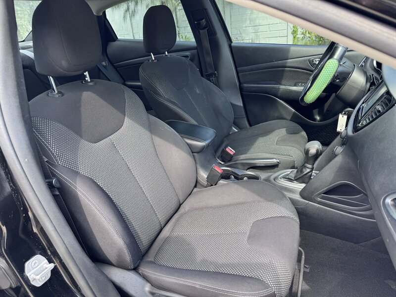 Used 2015 Dodge Dart SXT FWD image 15