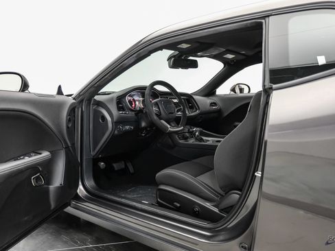 Used 2023 Dodge Challenger SRT Hellcat Redeye RWD image 42