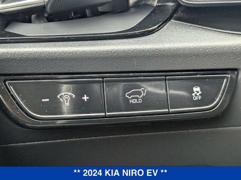 Used 2024 Kia Niro Wind w/ Wind Preserve Package FWD image 28
