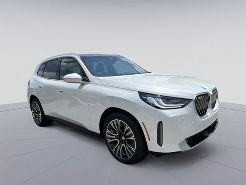 New 2025 BMW X3 xDrive30i w/ Premium Package image 7
