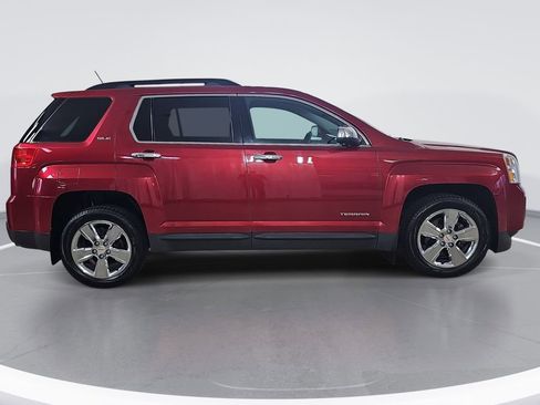 Used 2015 GMC Terrain SLE w/ Chrome Edition FWD image 2