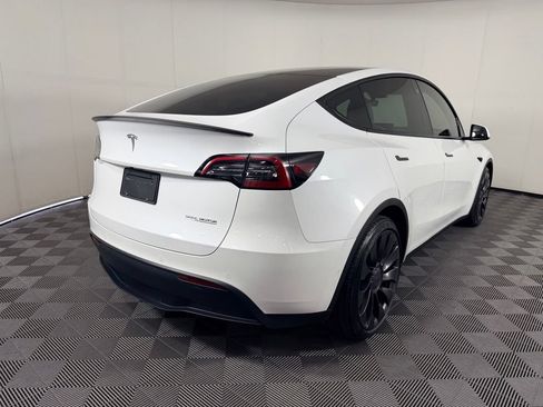 Used 2022 Tesla Model Y Performance AWD/4WD image 7
