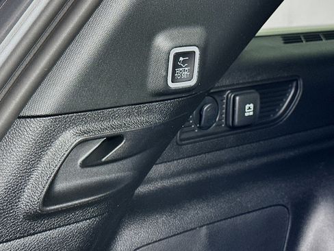 Used 2023 Jeep Grand Cherokee 4WD 4xe image 31