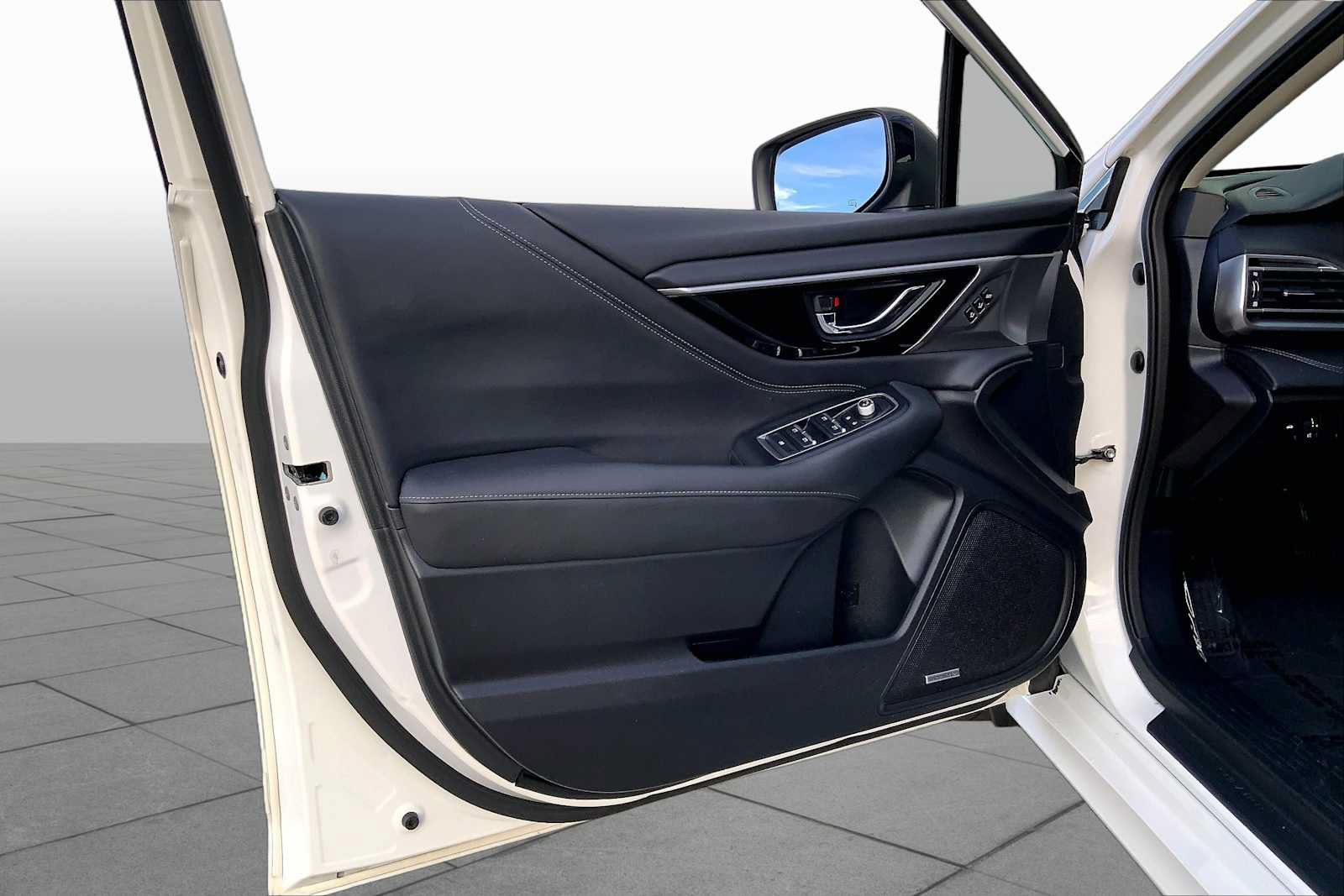 Used 2022 Subaru Legacy Limited AWD/4WD image 22