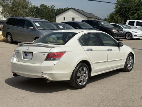 Used 2010 Honda Accord EX-L image 4