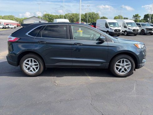 Used 2024 Ford Edge SEL w/ Convenience Package AWD/4WD image 6
