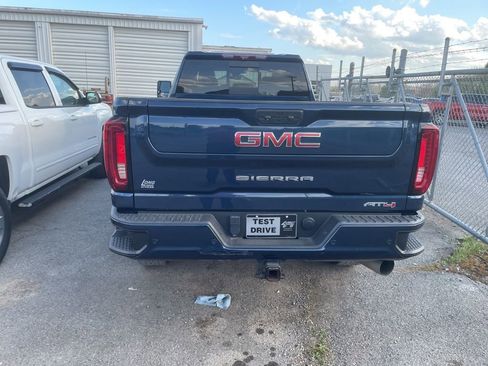 Used 2023 GMC Sierra 3500 AT4 w/ AT4 Premium Plus Package image 4