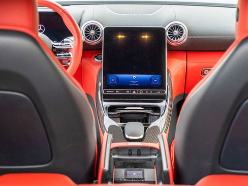 Used 2025 Mercedes-Benz AMG GT 63 image 39