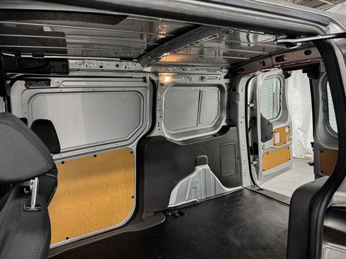 Used 2020 Ford Transit Connect XL FWD image 9